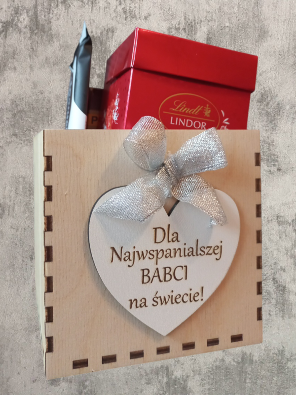 Doniczka osłonka box skrzyneczka na kwiatka na słodycze upominek - obrazek 2